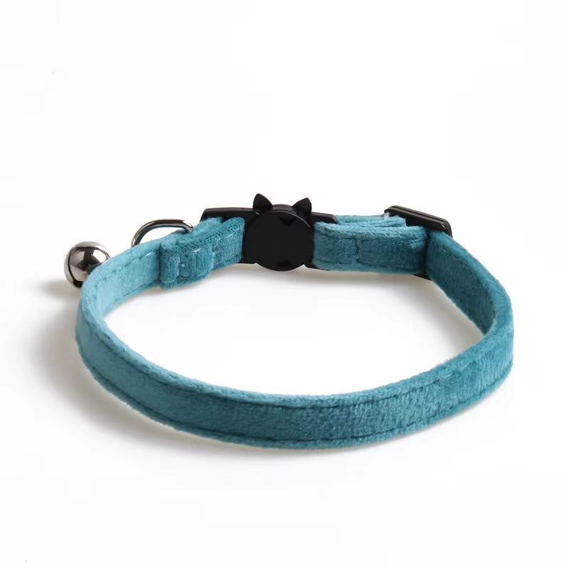 Velvet Cat Collar Solid Color Bowknot Puppy Chihuahua Collars with Bell Adjustable Safety Buckle Cats Bow Tie Pets Accessories